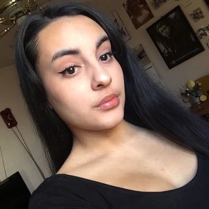 Meet your Posher, Jacqueline